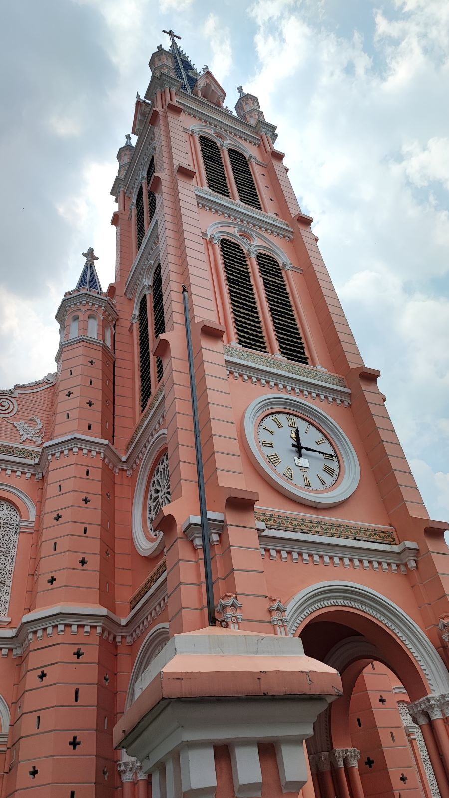 Photo of the Tanh Dinh Church